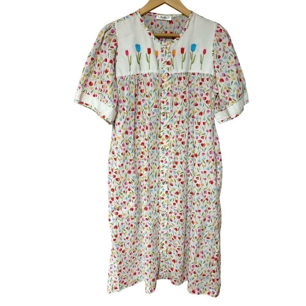 Vintage Fundamentals Tulip Floral Snap Front House Coat Nightgown‎ Robe